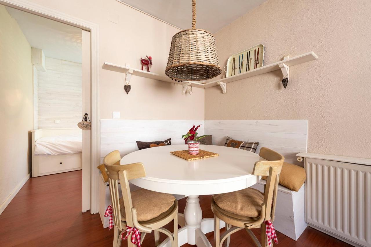 Musales ☆ Apartamento Para 4 Personas Con Ascensor Daire Sallent de Gállego Dış mekan fotoğraf