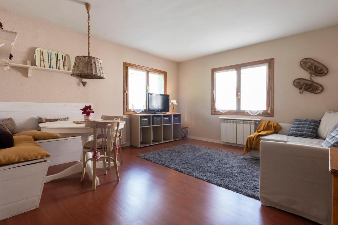 Musales ☆ Apartamento Para 4 Personas Con Ascensor Daire Sallent de Gállego Dış mekan fotoğraf